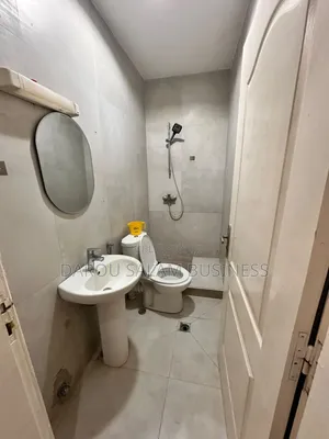 3chbre Appartement dans Ouakame, Yoff à Louer