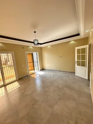 3chbre Appartement dans Ouakame, Yoff à Louer