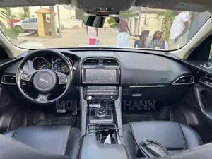 Jaguar F-Pace 25t AWD 2019 Blanc