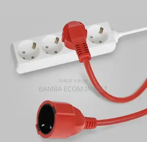 Rallonge Électrique Rouge Enroulée,équipée d'Une Fiche Mâle Et Femelle