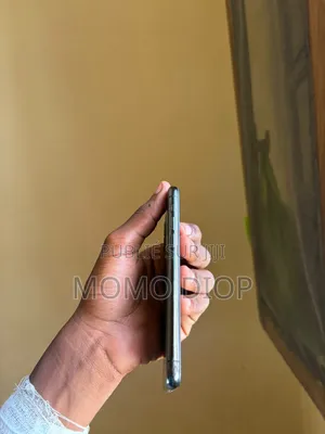 Nouveau Apple iPhone 11 Pro 64 GB Noir