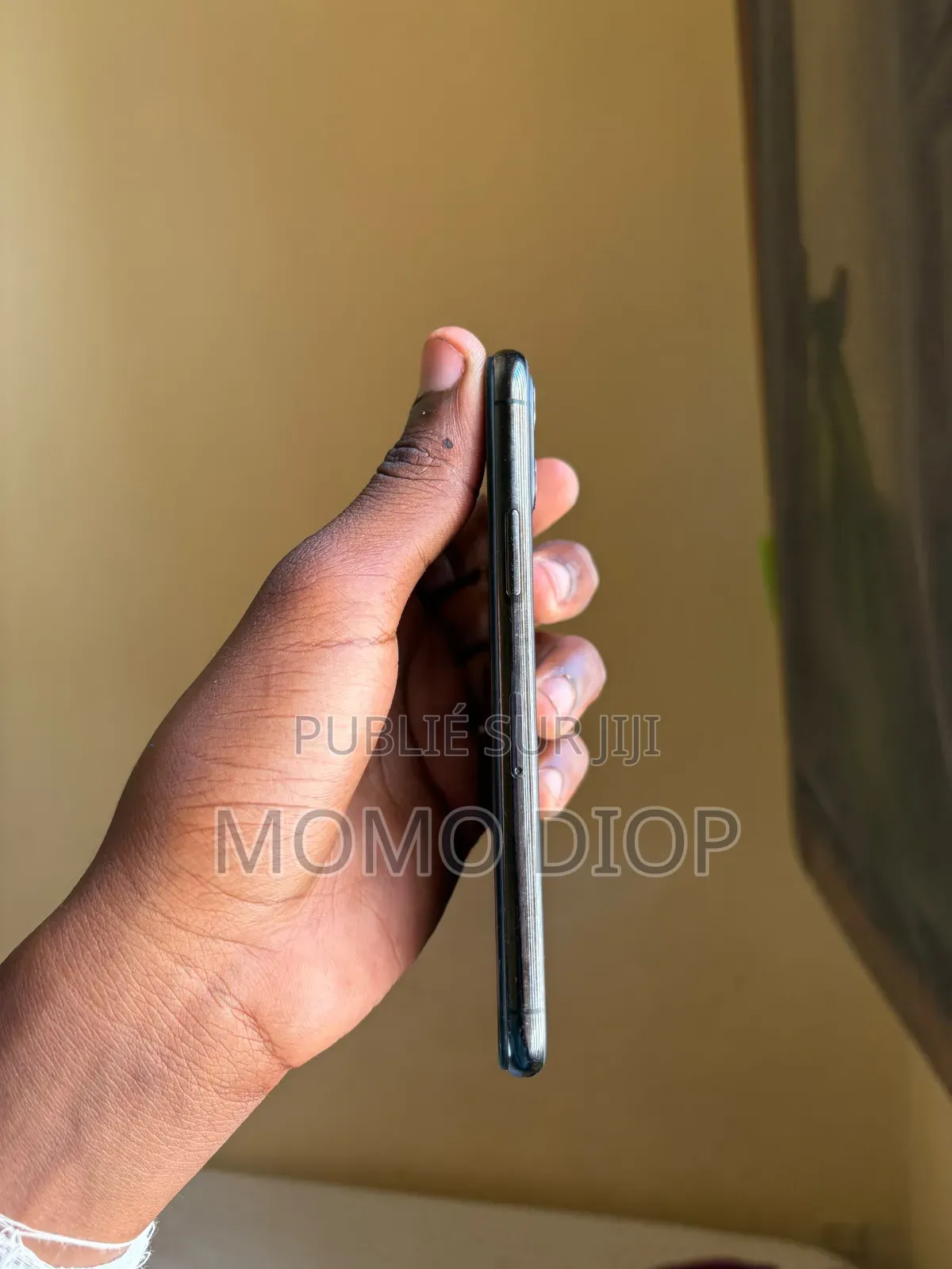 Nouveau Apple iPhone 11 Pro 64 GB Noir