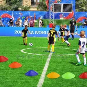 50 Cônes en Forme De Disque Pour L’entraînement - Football - Terrains
