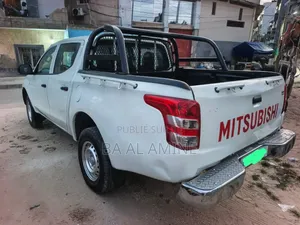 Mitsubishi L200 2018 Blanc