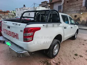 Mitsubishi L200 2018 Blanc