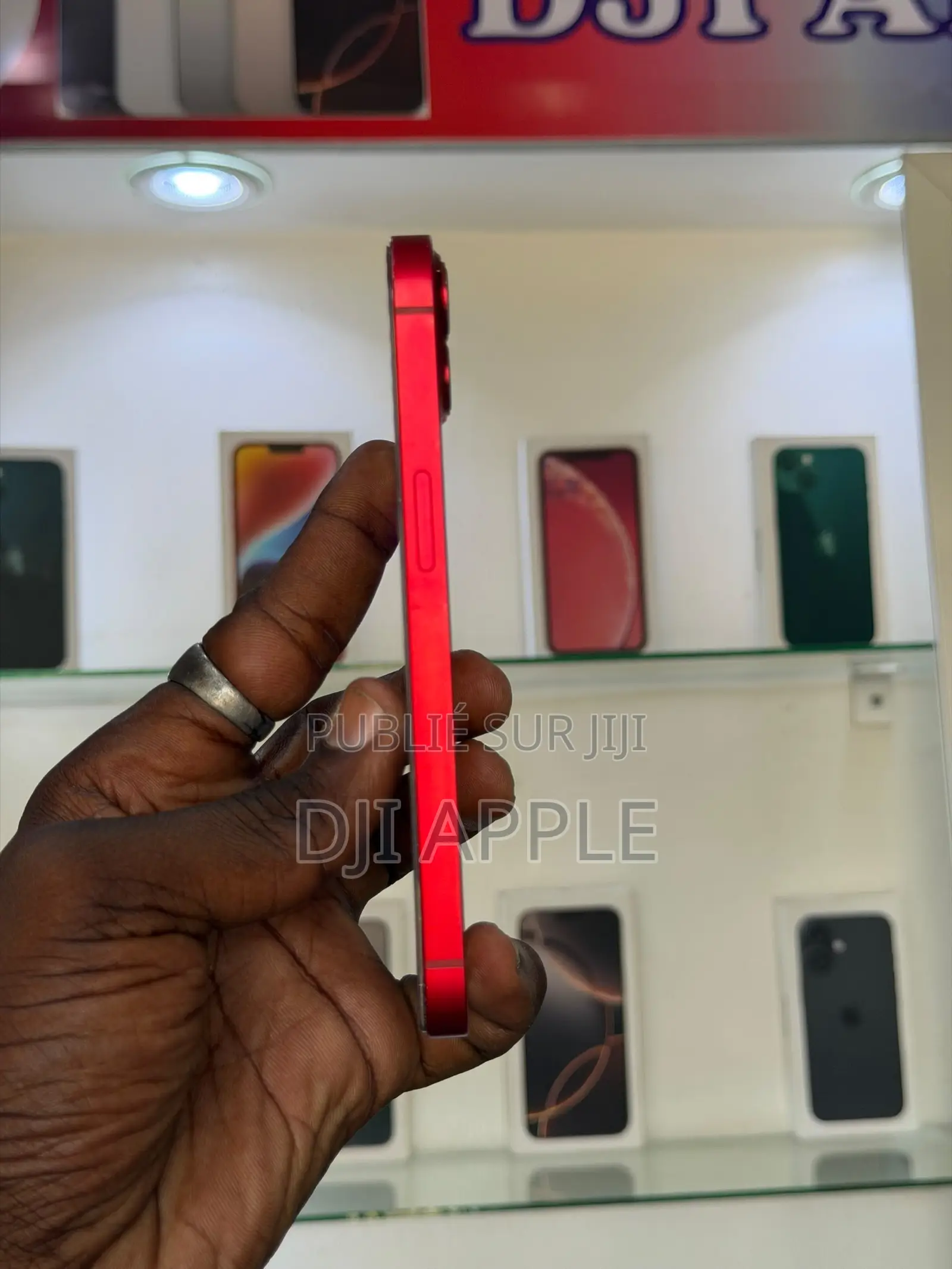Nouveau Apple iPhone 13 128 GB Rouge
