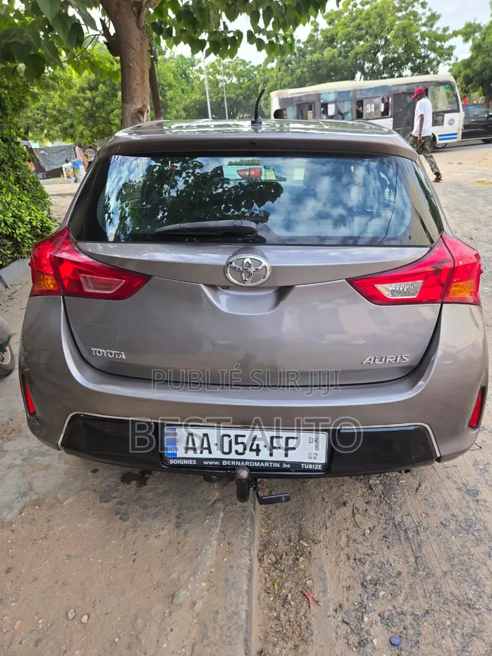 Toyota Auris 2014 Gris