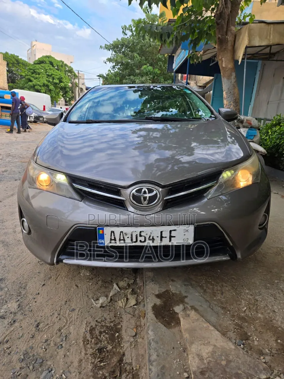 Toyota Auris 2014 Gris