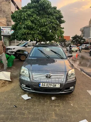 Toyota Avensis 2006 Gris