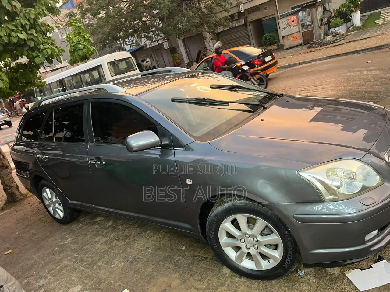 Toyota Avensis 2006 Gris