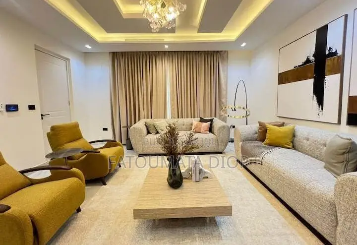 Meublé 1chbre Appartement dans Almadies à Louer
