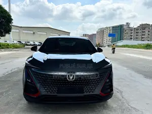 Changan UNI-T 1.5 FWD 2020 Gris