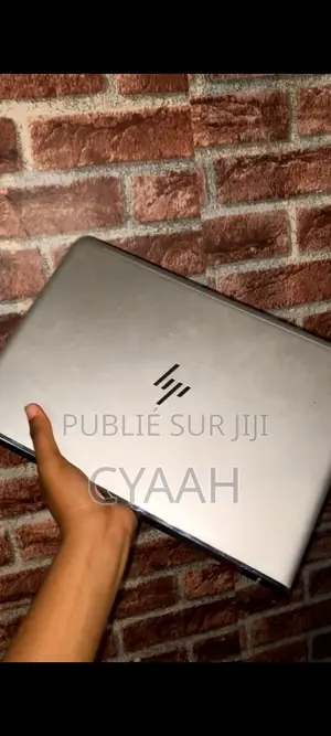 Nouveau Ordinateur portable HP 8GB Intel Core i5 SSD 256GB