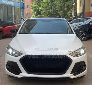 Hyundai Avante 2017 Blanc