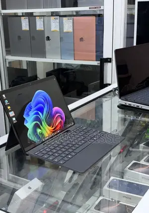 Nouveau Microsoft Surface Pro 16GB Qualcomm Snapdragon X Elite 512GB