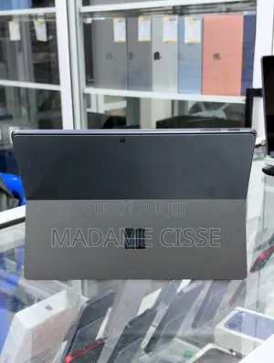 Nouveau Microsoft Surface Pro 16GB Qualcomm Snapdragon X Elite 512GB