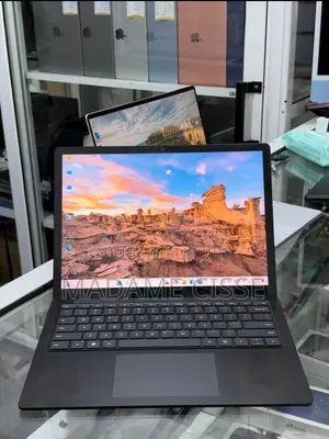 Nouveau Microsoft Surface Laptop 5 32GB Intel Core i7 SSD 512GB