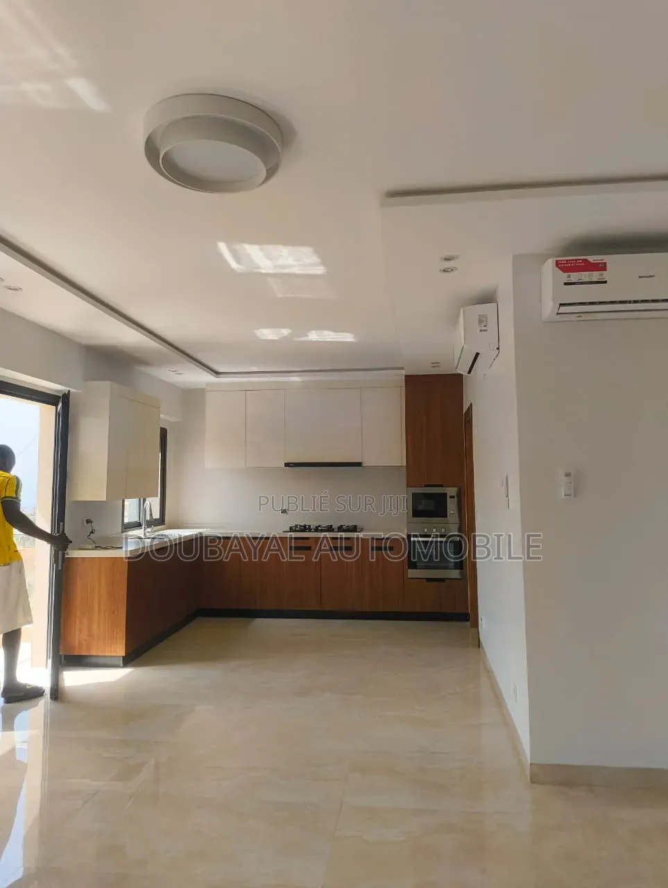 3chbre Appartement dans Oukam Appartement À, Ouakam à Louer