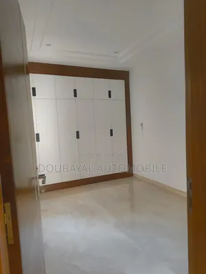 3chbre Appartement dans Oukam Appartement À, Ouakam à Louer