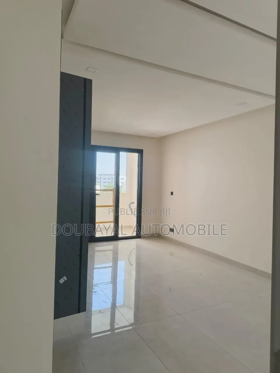 3chbre Appartement dans Oukam Cité Africa, Ouakam à Louer
