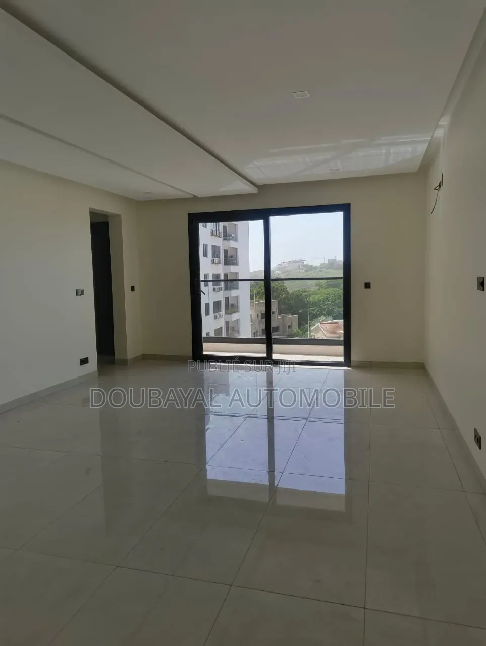 3chbre Appartement dans Oukam Cité Africa, Ouakam à Louer