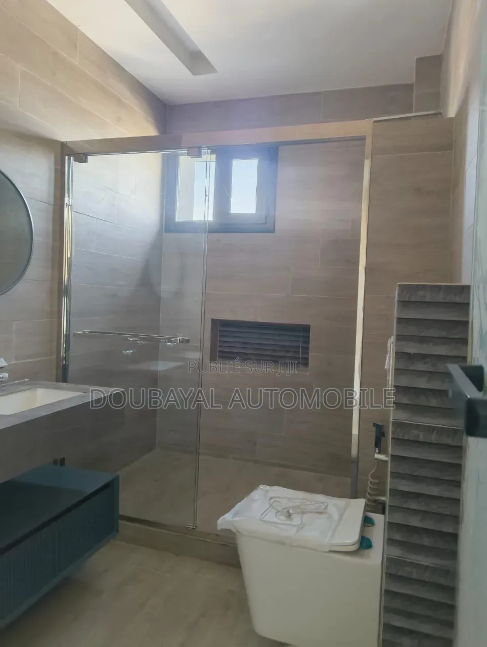 3chbre Appartement dans Oukam Cité Africa, Ouakam à Louer