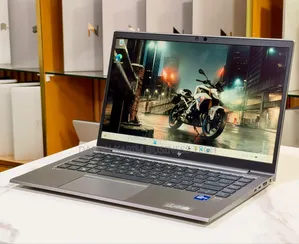 Nouveau HP ZBook Firefly G8 16GB Intel Core i7 SSD 512GB