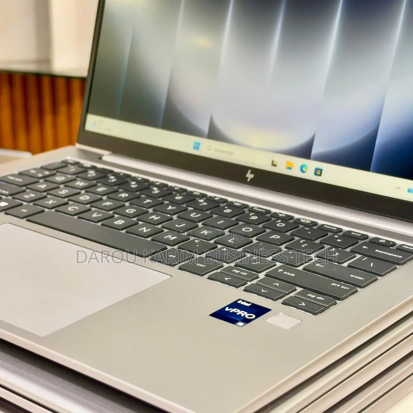 Nouveau HP ZBook Firefly G9 16GB Intel Core i5 SSD 512GB