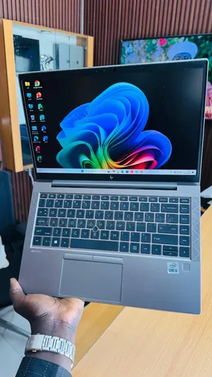 Nouveau HP ZBook Firefly 14 G7 16GB Intel Core i5 SSD 256GB