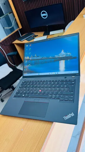 Nouveau Lenovo ThinkPad P14s 16GB Intel Core i5 SSD 512GB