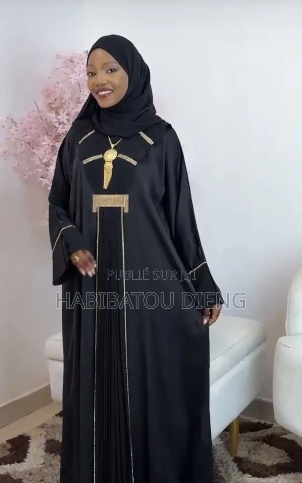 Ensemble Prêt À Porter Et Abaya