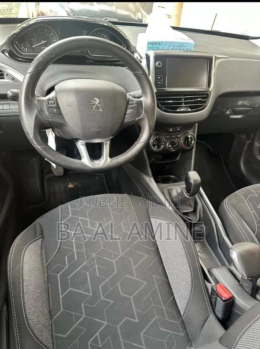 Peugeot 2008 2016 Gris