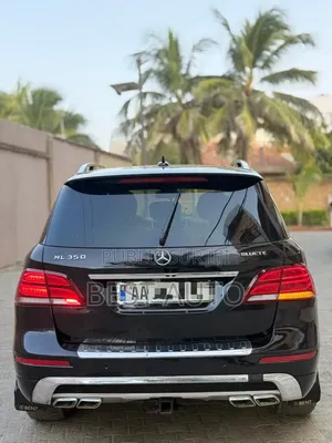 Voiture 2017 Noir