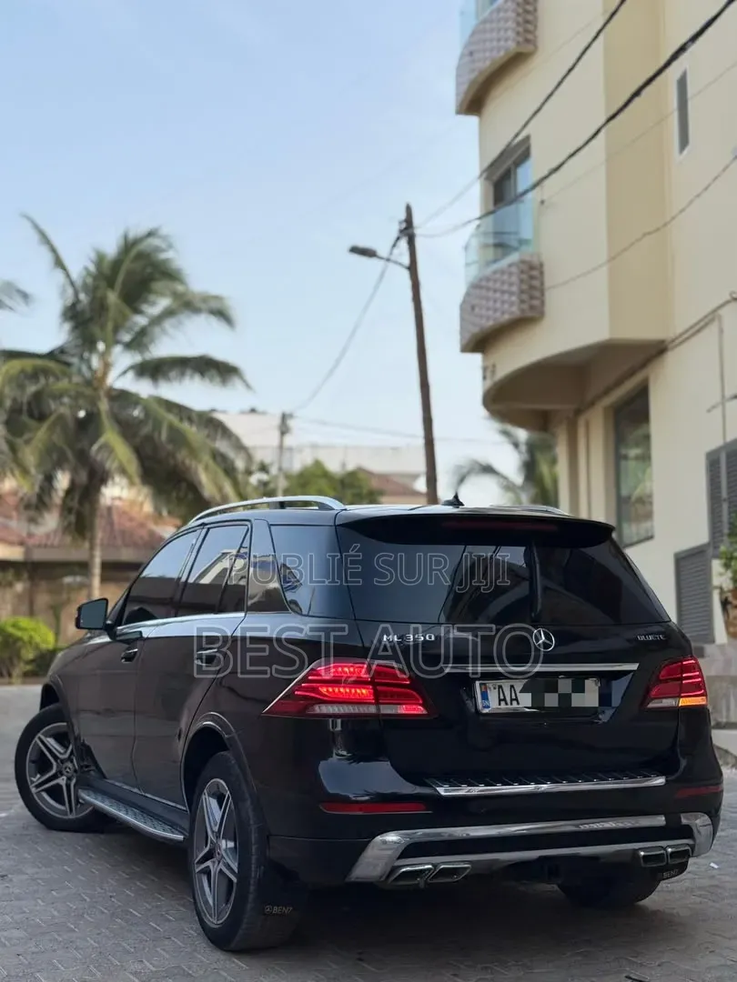 Voiture 2017 Noir
