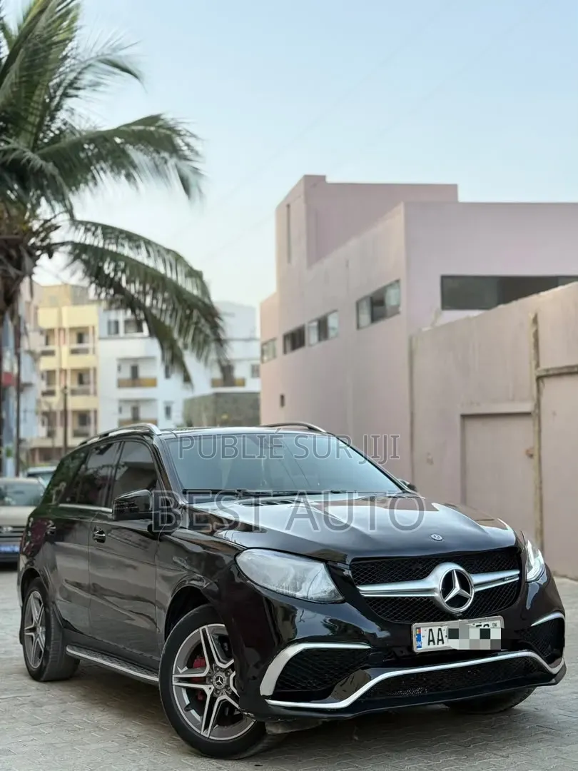 Voiture 2017 Noir