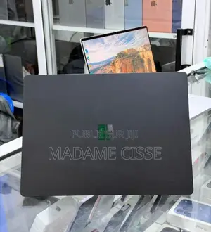 Nouveau Microsoft Surface Laptop 5 32GB Intel Core i7 SSD 512GB