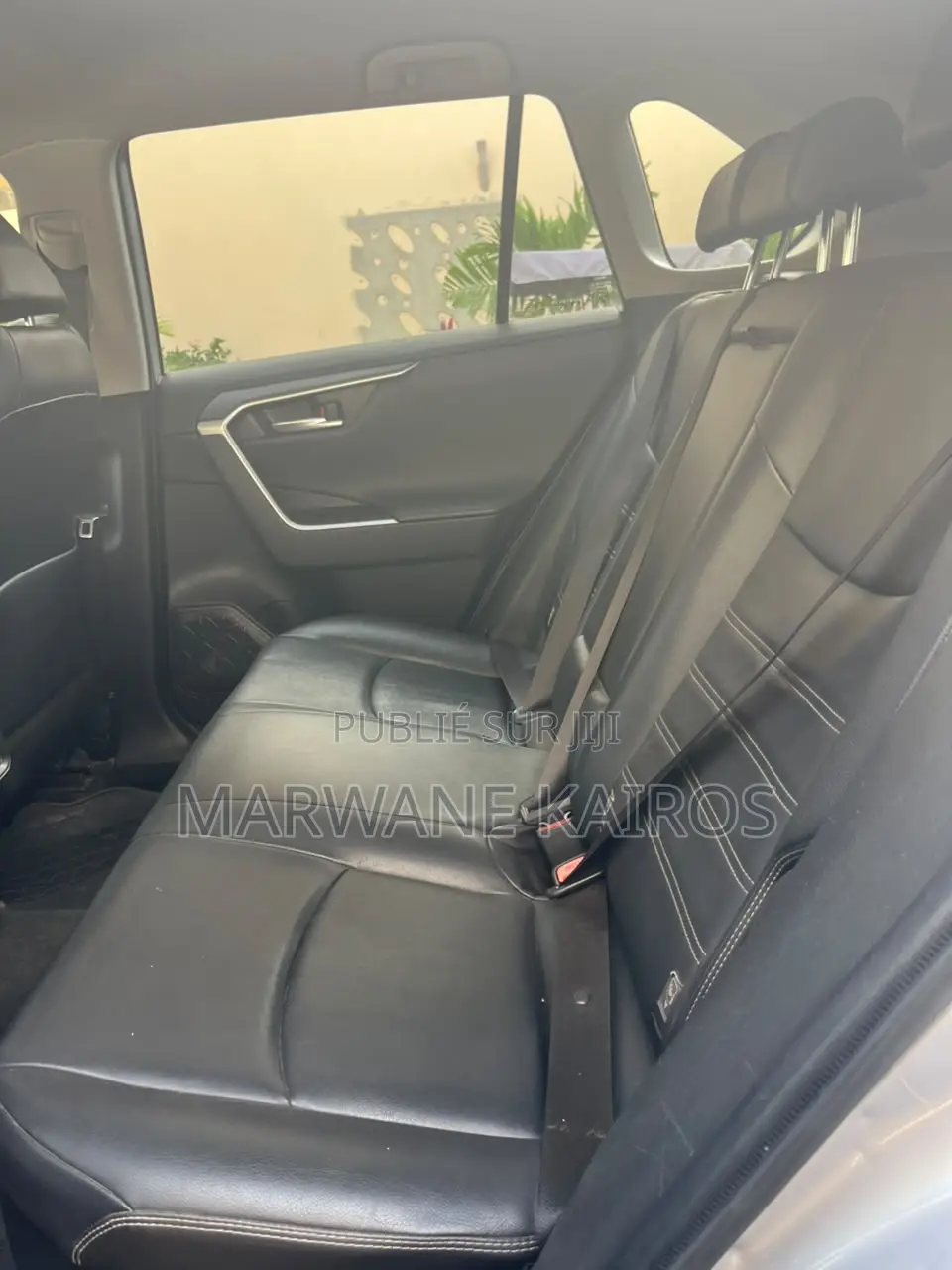 Toyota RAV4 2021 Gris