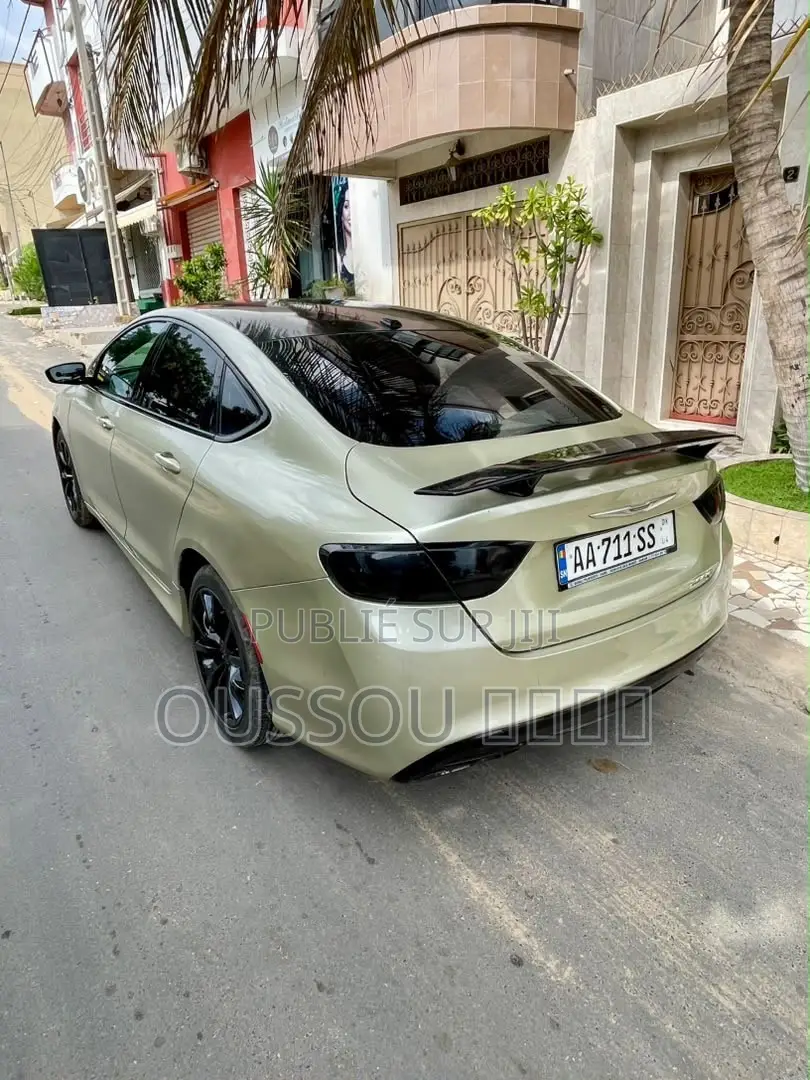 Chrysler 200 2016 Beige