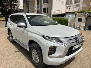 Mitsubishi Pajero Sport 2020 Blanc