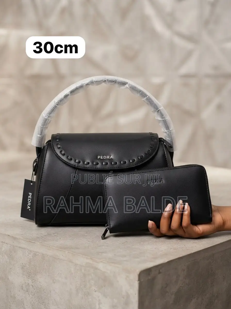Des Jolie Sacs À Main De Marque *PEDRA* Qualité Authentique