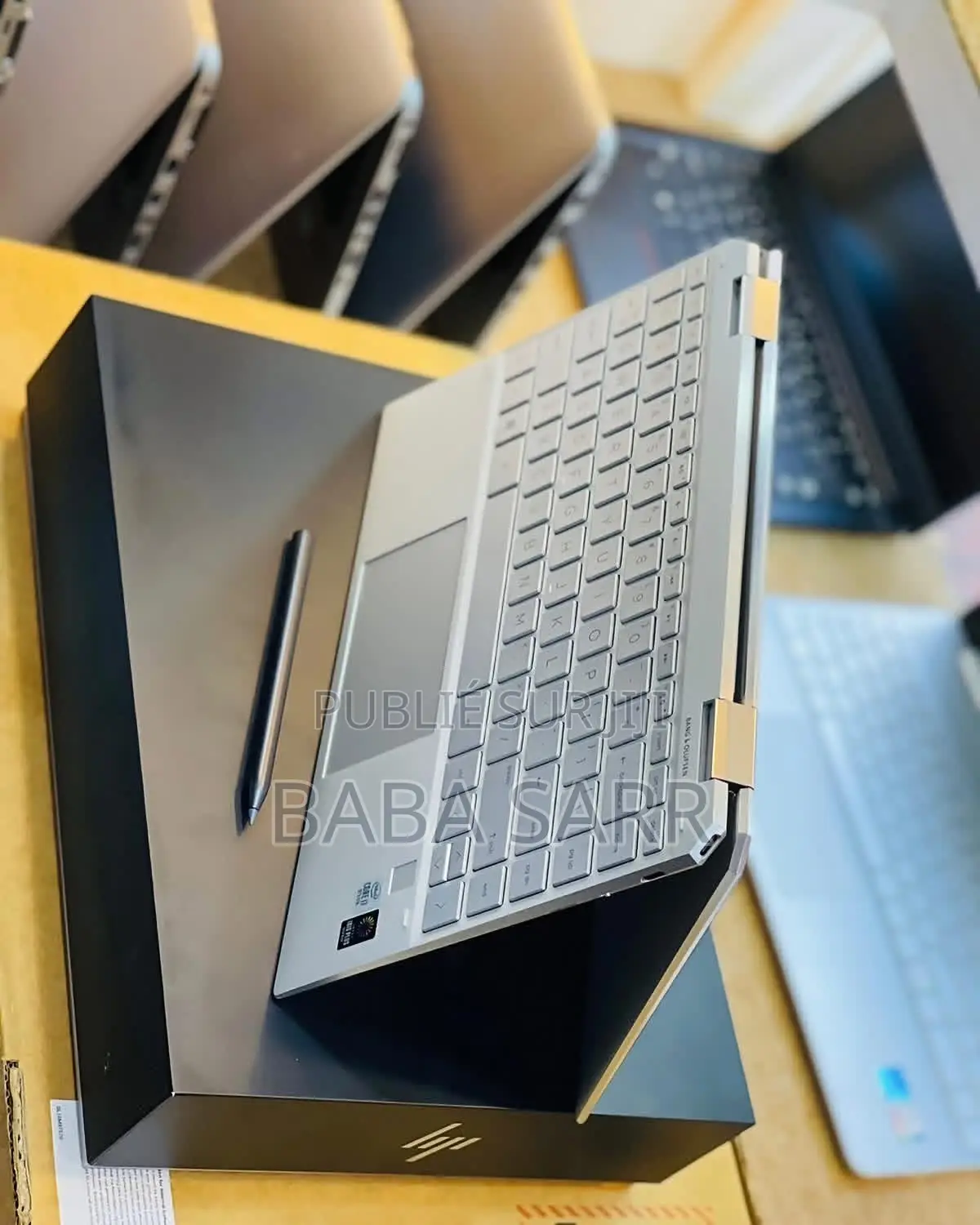 Nouveau Ordinateur portable HP Spectre X360 32GB Intel Core i7 eMMC 1T