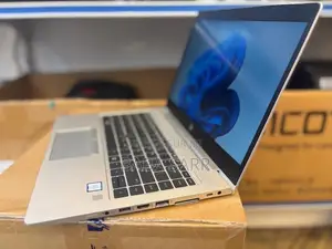 Nouveau HP EliteBook 840 G3 16GB Intel Core i7 eMMC 256GB