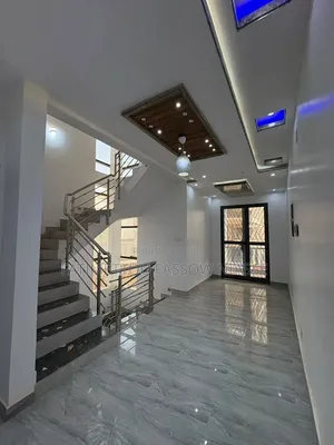 6chbre Maison dans Almadies à Vendre