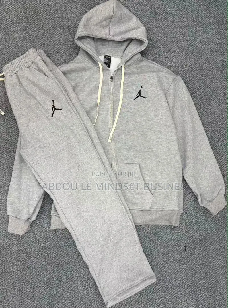 Ensemble Capuche Jordan Disponible