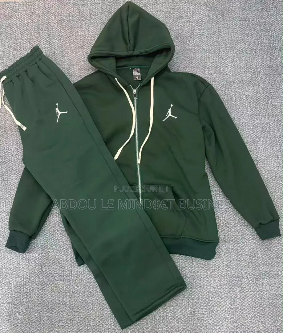 Ensemble Capuche Jordan Disponible