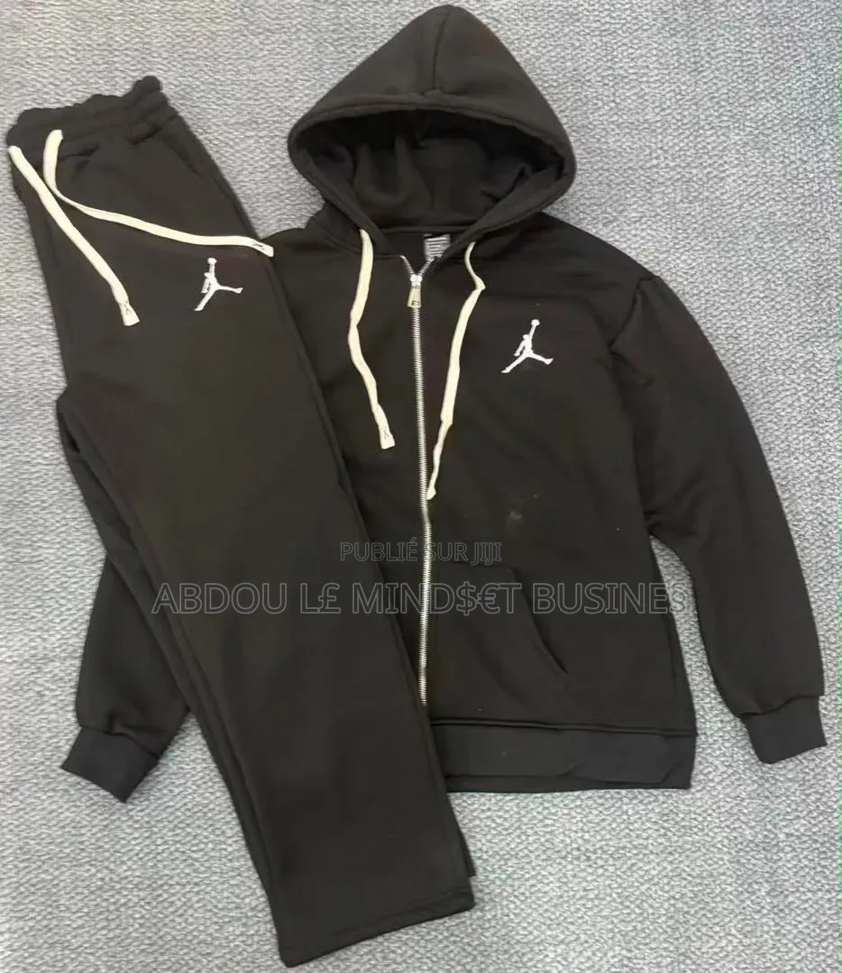Ensemble Capuche Jordan Disponible