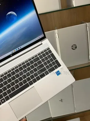 Nouveau HP ProBook 650 G8 16GB Intel Core i5 SSD 512GB