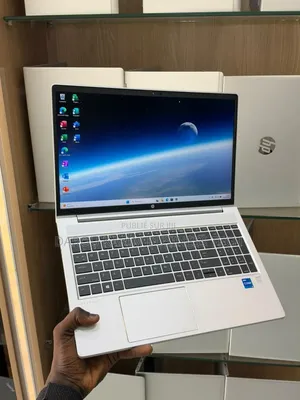 Nouveau HP ProBook 650 G8 16GB Intel Core i5 SSD 512GB