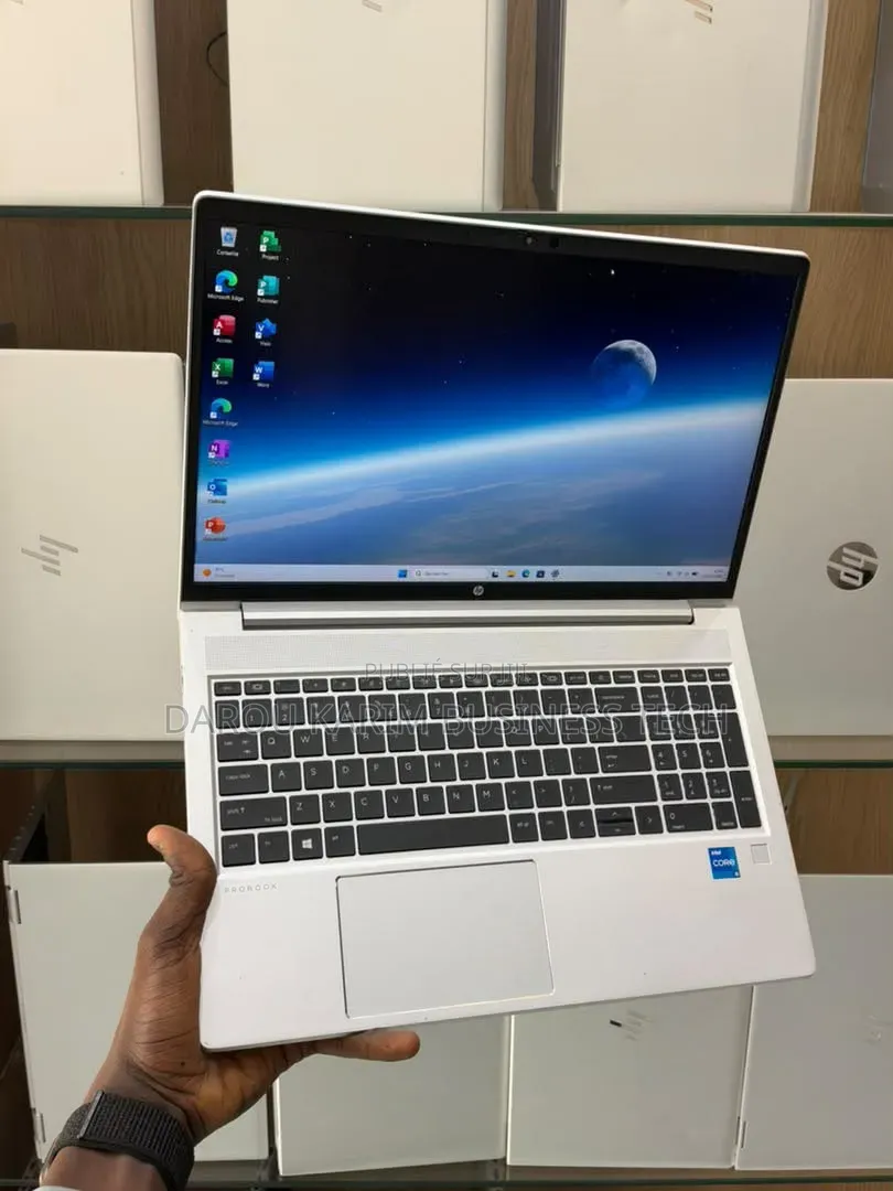 Nouveau HP ProBook 650 G8 8GB Intel Core i5 SSD 256GB