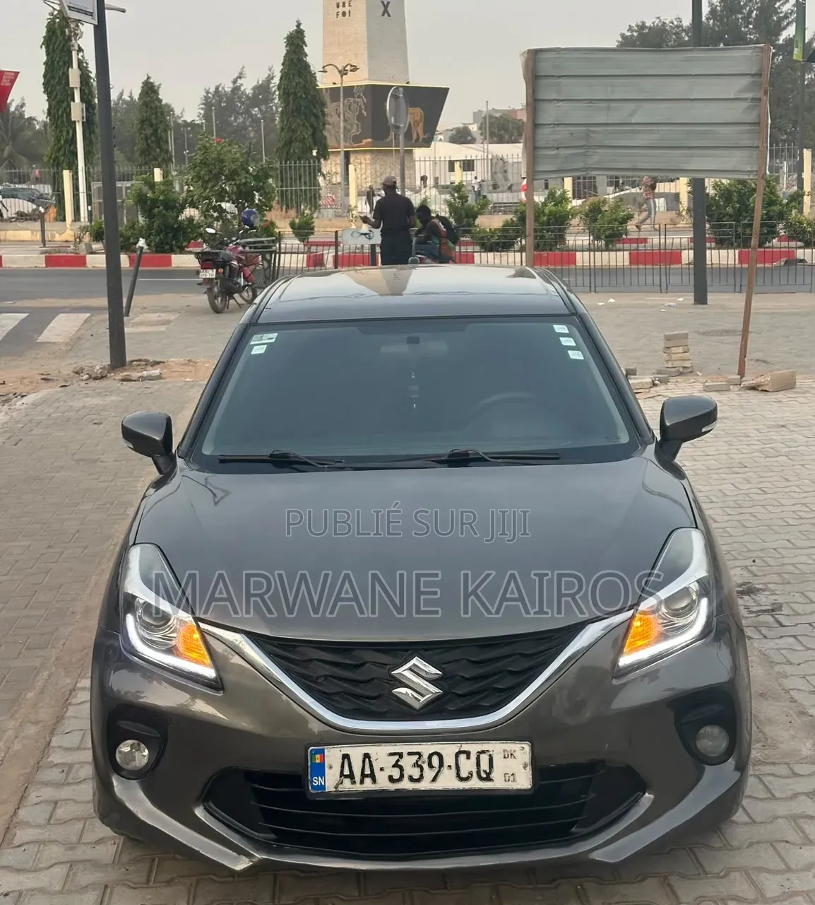 Suzuki Baleno 2020 Gris